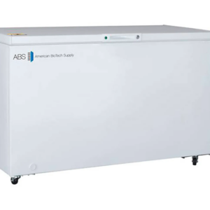 Congelador horizontal de refrigerantes para vacunas. Contenedor de refrigerantes para mantenerlos a temperatura de congelación. Consta de: puerta metálica tipo cofre con sellado hermético cerradura y llave. Construido de material resistente a climas tropicales. Capaz de mantener temperatura en rango de -15 a -20°C. Con control de temperatura canastilla removible ahorrador de energía y tapón de drenado. Las especificaciones de cada uno de los elementos señalados serán determinadas por las unidades médicas de acuerdo a sus necesidades.